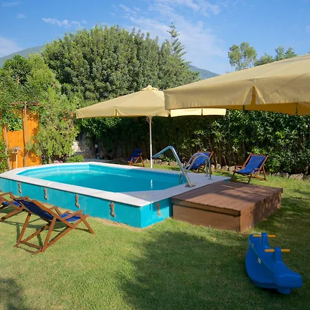 Kalypso & Appartement Karavomylos